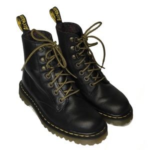 Dr. Martens Luana Soft Leather Combat Boot in Black. Size 6